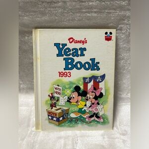 Vintage DISNEY’S YEAR BOOK 1993 Hardcover book